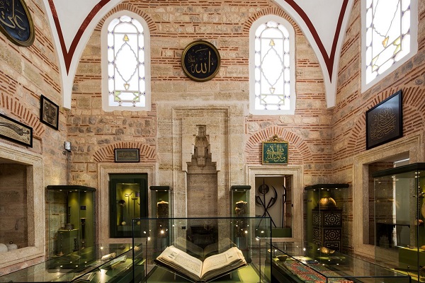 Dünyanın önde gelen 7 müzesindeki en zengin elyazma Kur'an-ı Kerimler