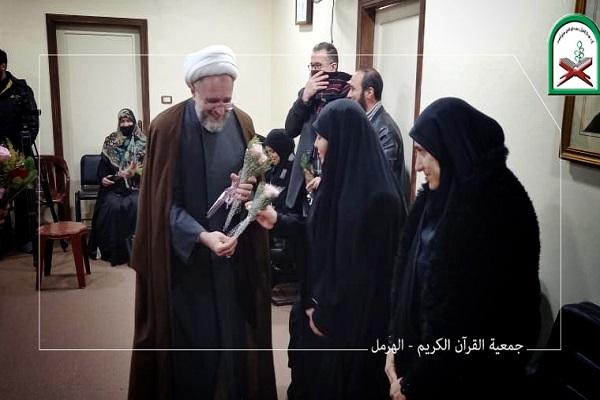بالصور...جمعية القرآن تكرّم معلمات القرآن في منطقة 