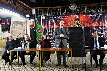 Interreligiöses Treffen in der schiitischen Moschee von Wales