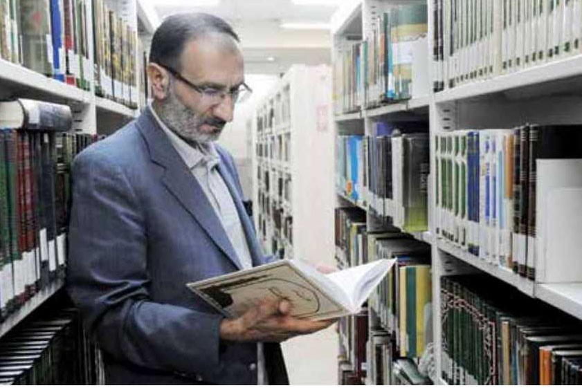 امیرالمؤمنین(ع) و نفی مناسبات سلطنتی