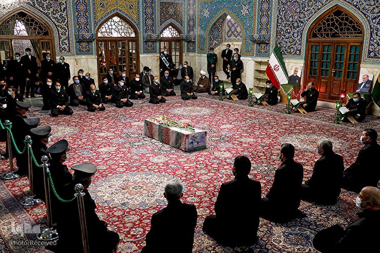 وداع با شهید محسن فخری‌زاده در حرم مطهر رضوی