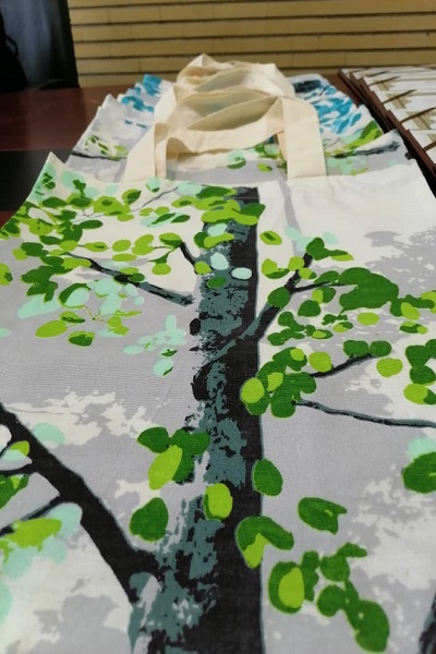 خانواده های شهدای مدافعان سلامت گیلان تکریم شدند خانواده های شهدای مدافعان سلامت گیلان تکریم شدند