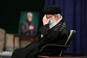 اولین شب مراسم عزاداری حضرت اباعبدالله الحسین (ع) در حسینیه امام خمینی(ره)