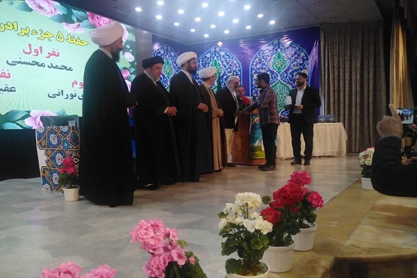 مسابقات قرآنی روستائیان و عشایر کشور، برترین‌های خود را شناخت