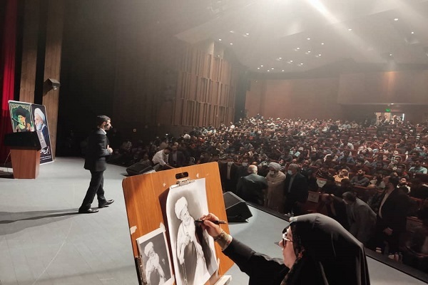 همایش بهجت عارفان با رونمایی از تولیدات رسانهای در رشت برگزار شد همایش بهجت عارفان با رونمایی از تولیدات رسانهای در رشت برگزار شد