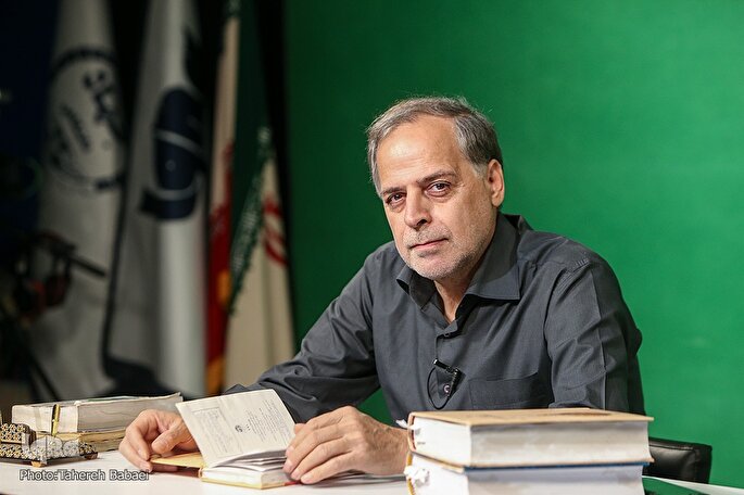 کاکایی: شعر رمضانی فاقد توجه به روزه‌داری است