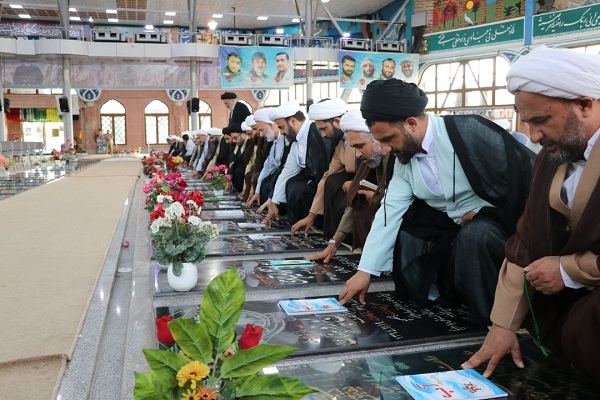 تجدید میثاق طلایه&zwnj;داران نهضت تبلیغ گیلان با شهدا 