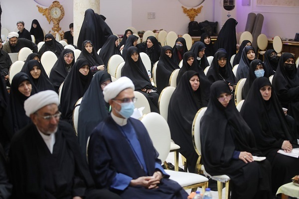 بانوان اربعینی و تلاش برای ارائه الگوی زن نه شرقی نه غربی