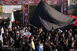 هزاران خیابان ایران امروز به بین‌الحرمین ختم شد