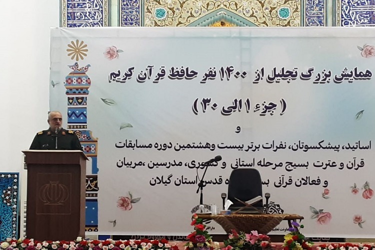 باید جهاد تبیین را در همه ابعاد حلقه‌های صالحین جاری کنیم