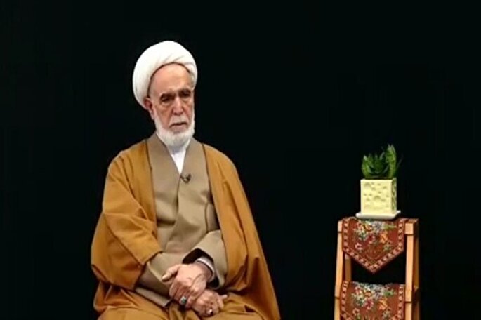 فیلم | چرا باید روزه بگیریم