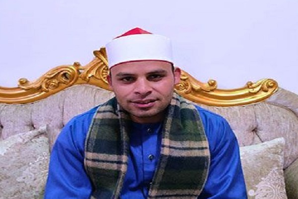 قاری جوان مصری: مدیحه‌خوانی از شاهکارهای هنر اسلامی است + فیلم