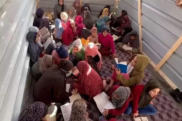 رونق حلقه‌های قرآنی در اردوگاه‌های آوارگان غزه