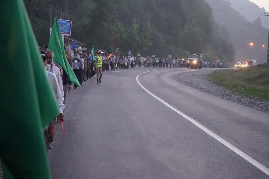 کاروان پیاده روی حرم امام(ره) از استان گیلان کاروان پیاده روی حرم امام(ره) از استان گیلان