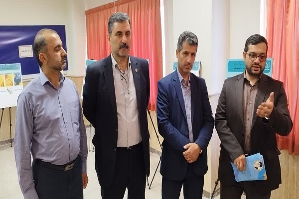 بازدید مدیر مرکز اسناد و کتابخانه‌ ملی گیلان از نمایشگاه