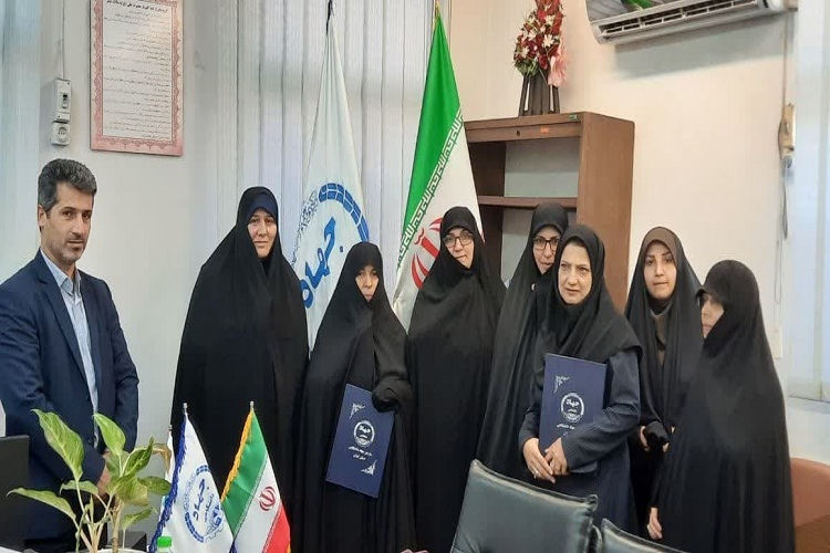 نشست رسانه‌ای «سنگرها را باید حفظ کرد» برگزار شد