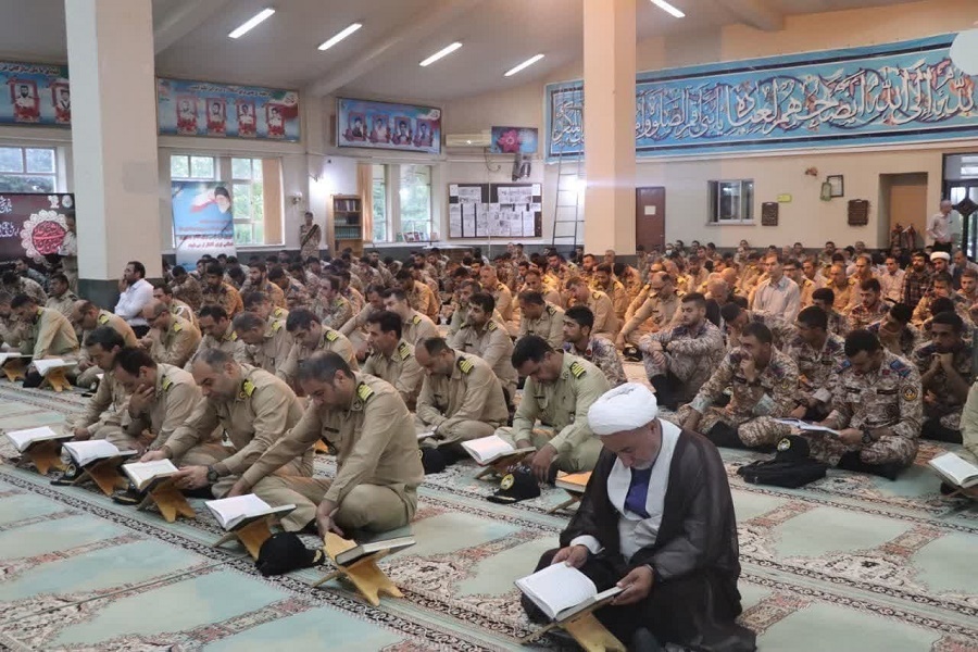 محفل انس با قرآن کریم در نیروی دریایی رشت