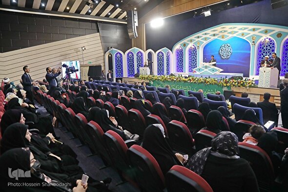 فیلم | قرائت قاریان در ششمین روز مسابقات قرآن کریم