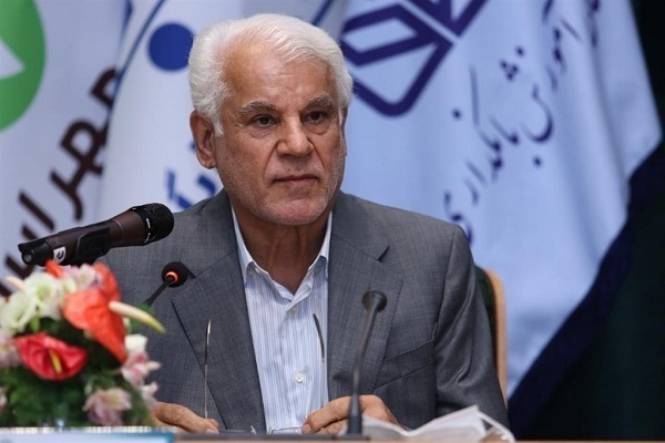 ثبات بازار ارز نیازمند حمایت از تولید است