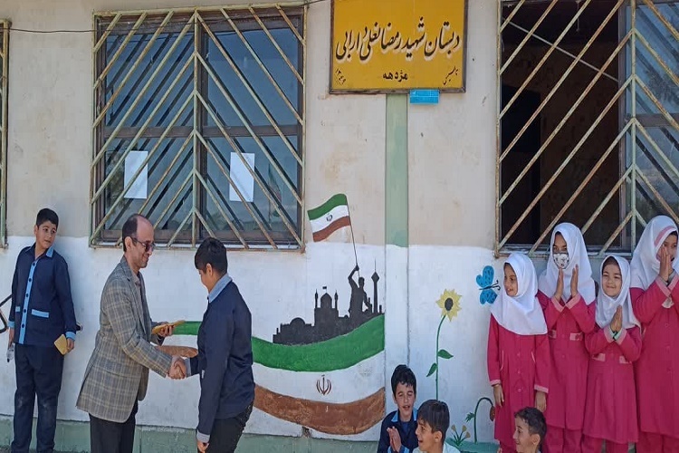 تقدیر از دانش آموزان روستای مژدهه شفت