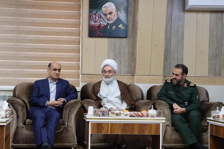 دیدار نماینده ولی فقیه در استان و استاندار گیلان با فرمانده سپاه