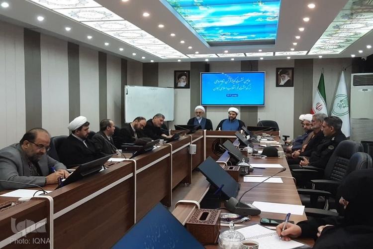 آیات «مقاومت» را در برنامه‌های محوری دهه فجر تبیین کنیم