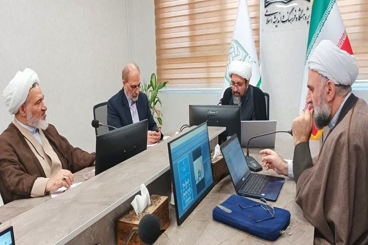 منتقدان آیه‌ای در نفی علوم انسانی اسلامی بیاورند