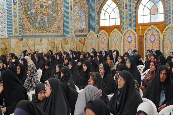 باید دستاوردهای بانوان ایرانی را برای تمام جهان روایت کرد