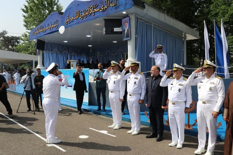 آیین دانش‌آموختگی دوره شهید طاهری نیروی دریایی رشت