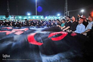 عکس | آیین اهتزاز پرچم عزای حسینی و آغاز به کار مواکب مرز شلمچه