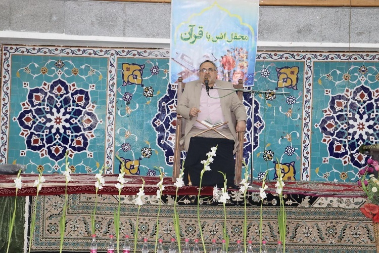 فرج‌الله لایق برحق پیشکسوت قرآنی گیلان