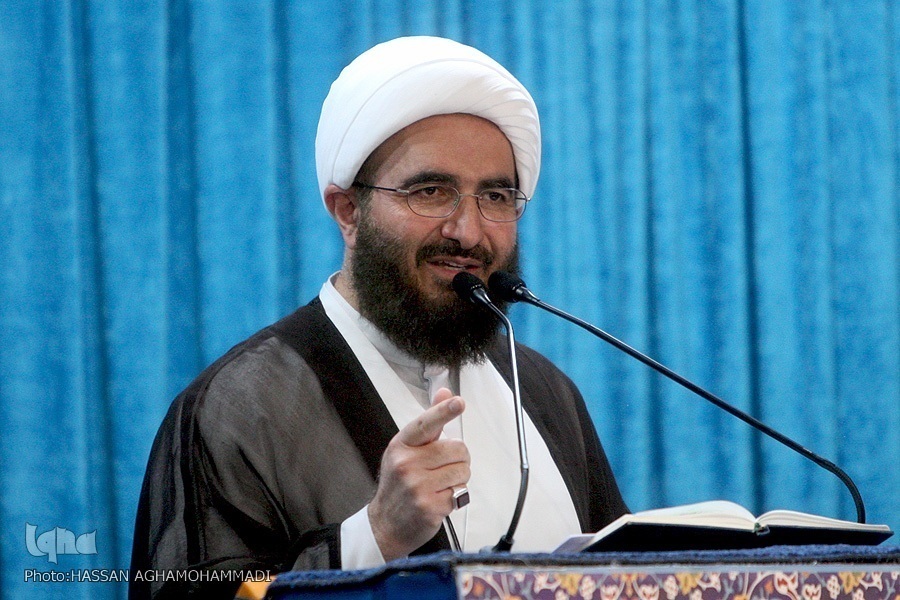 نقشه دشمنان تبدیل مشکلات اقتصادی به بحران امنیتی است