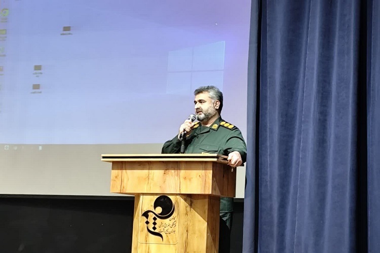 سرهنگ امینی فرمانده سپاه رشت سرهنگ امینی فرمانده سپاه رشت