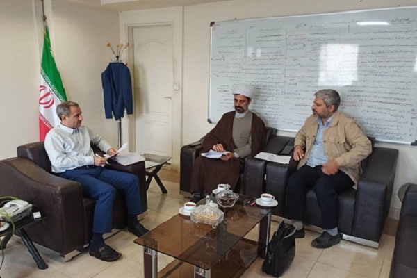 تأکید بر توسعه همکاری‌ها میان ستاد علم و فناوری و شورای تخصصی حوزوی