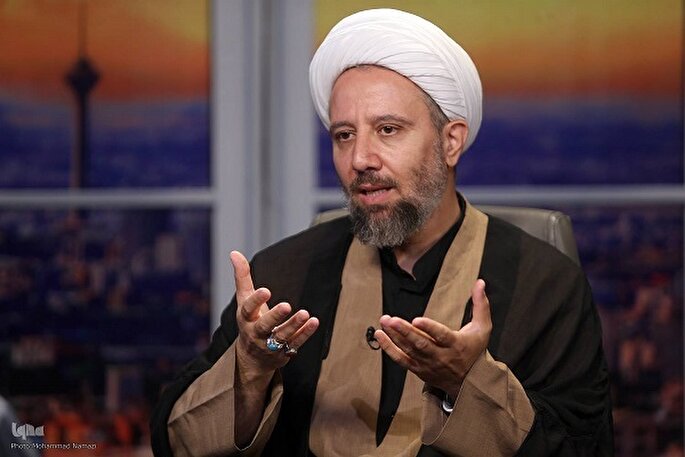 بیان نام «حسین(ع)» اذعان به حقیقت اسلام و کلام‌الله است + فیلم