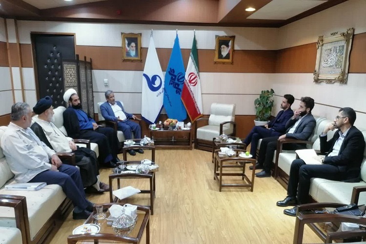 معاون فرهنگی ستاد اقامه نماز کشور در دیدار با مدیرکل صداوسیمای مرکز گیلان