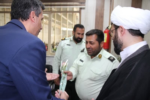 تقدیر شورای فرهنگی خیابان طالقانی تهران از خدمات فراجا