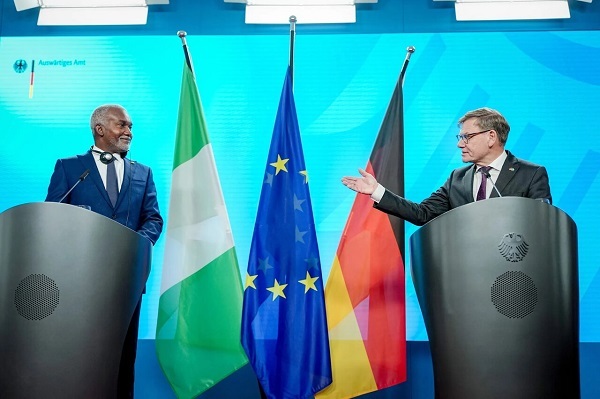 نیجریه ادعاهای ترامپ را رد کرد/ آزار مذهبی غیر ممکن است