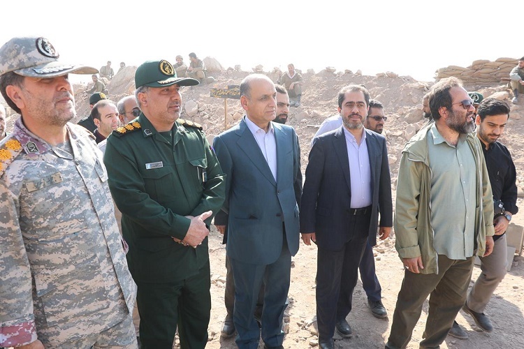 بازدید استاندار گیلان از محل تصویربرداری فیلم شهید املاکی بازدید استاندار گیلان از محل تصویربرداری فیلم شهید املاکی