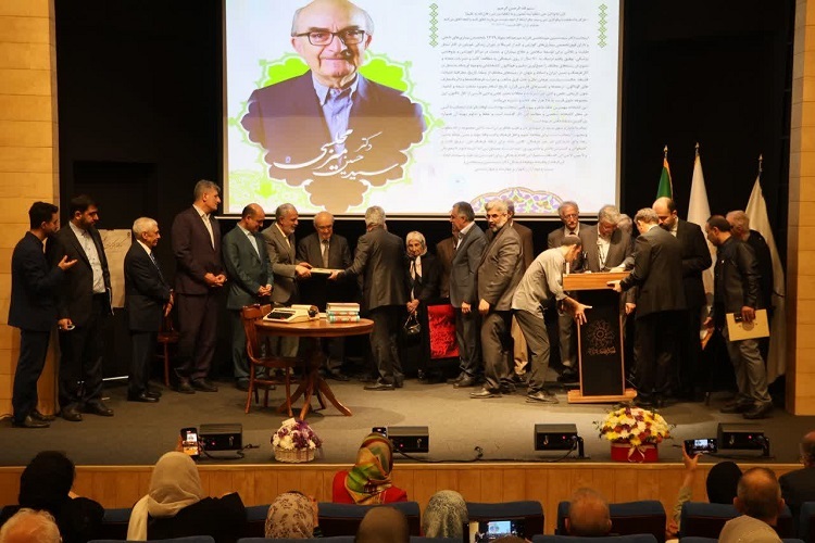 آیین افتتاح کتابخانه «سید حسین میرمجلسی» در رشت آیین افتتاح کتابخانه «سید حسین میرمجلسی» در رشت