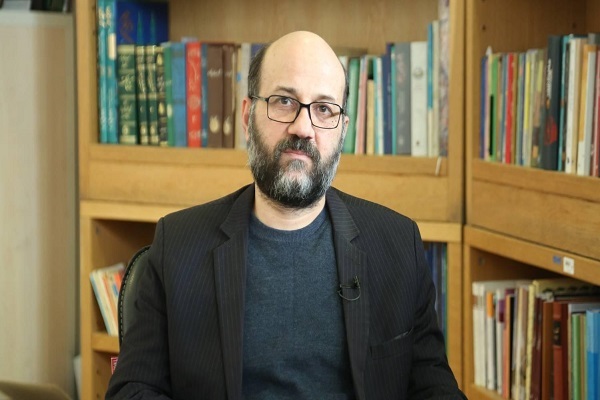 نقش بنیادین کتاب و کتابداری در آینده فرهنگی ایران