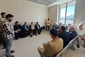 تأخیر در پرواز هواپیما و پر کشیدن دل مسافران با بال قرآن