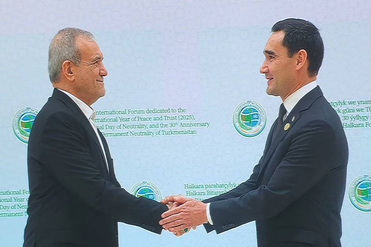 اعتماد مشترک تضمین‌کننده صلح و ثبات میان ملت‌ها خواهد بود