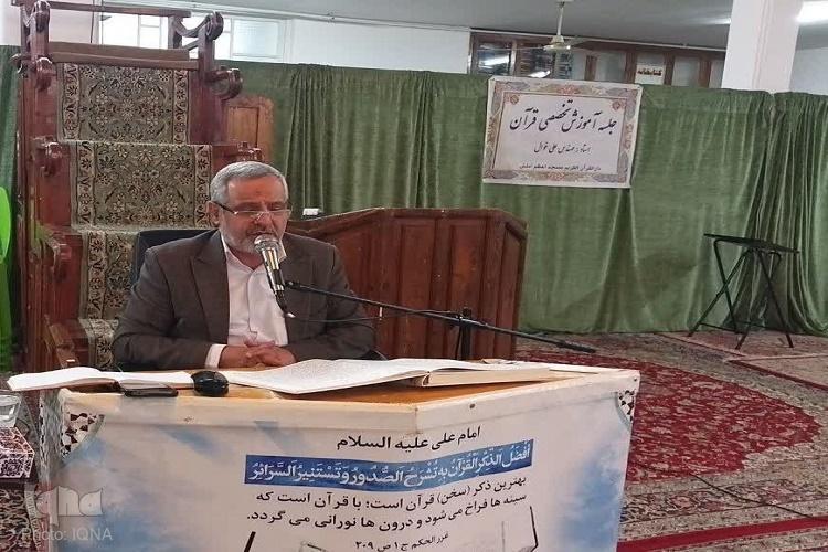 علی خوال مدرس و فعال قرآنی گیلان علی خوال مدرس و فعال قرآنی گیلان