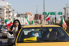 راهپیمایی خودرویی و موتوری مردم گیلان در سالروز پیروزی انقلاب