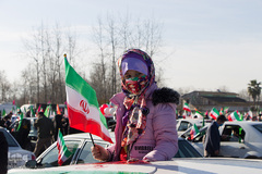 راهپیمایی خودرویی و موتوری مردم گیلان در سالروز پیروزی انقلاب