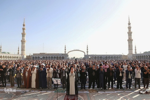 نماز عید سعید فطر در مسجد مقدس جمکران