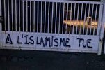 Découverte d'inscriptions islamophobes sur la mosquée de Chavanoz