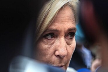 Pemimpin sayap kanan Perancis menuntut pengusiran lebih ramai orang Islam dari negara ini