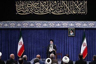  ملت د سیاسي لیدلورو او مذهبي توپیرونو سره سره د خپل ګران او قدرمن ایران تر شا ودرید